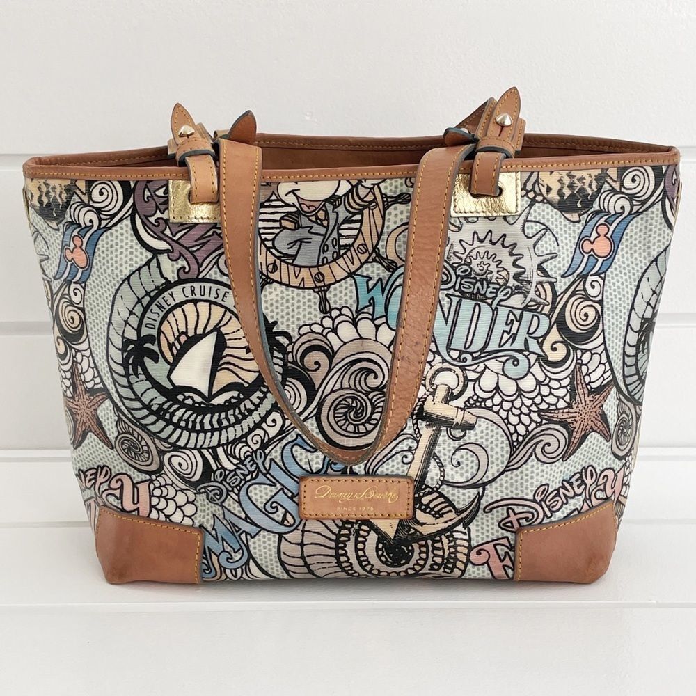 Dooney & Bourke Disney Cruise Line Fantasy Inaugural Sailing Tote Bag & Wristlet - Picture 3 of 16